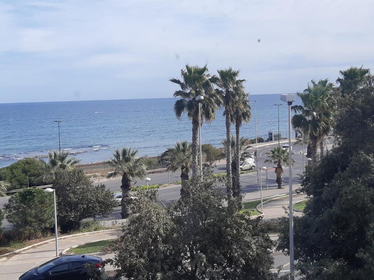 Ibis Hotel Alicante Exterior foto