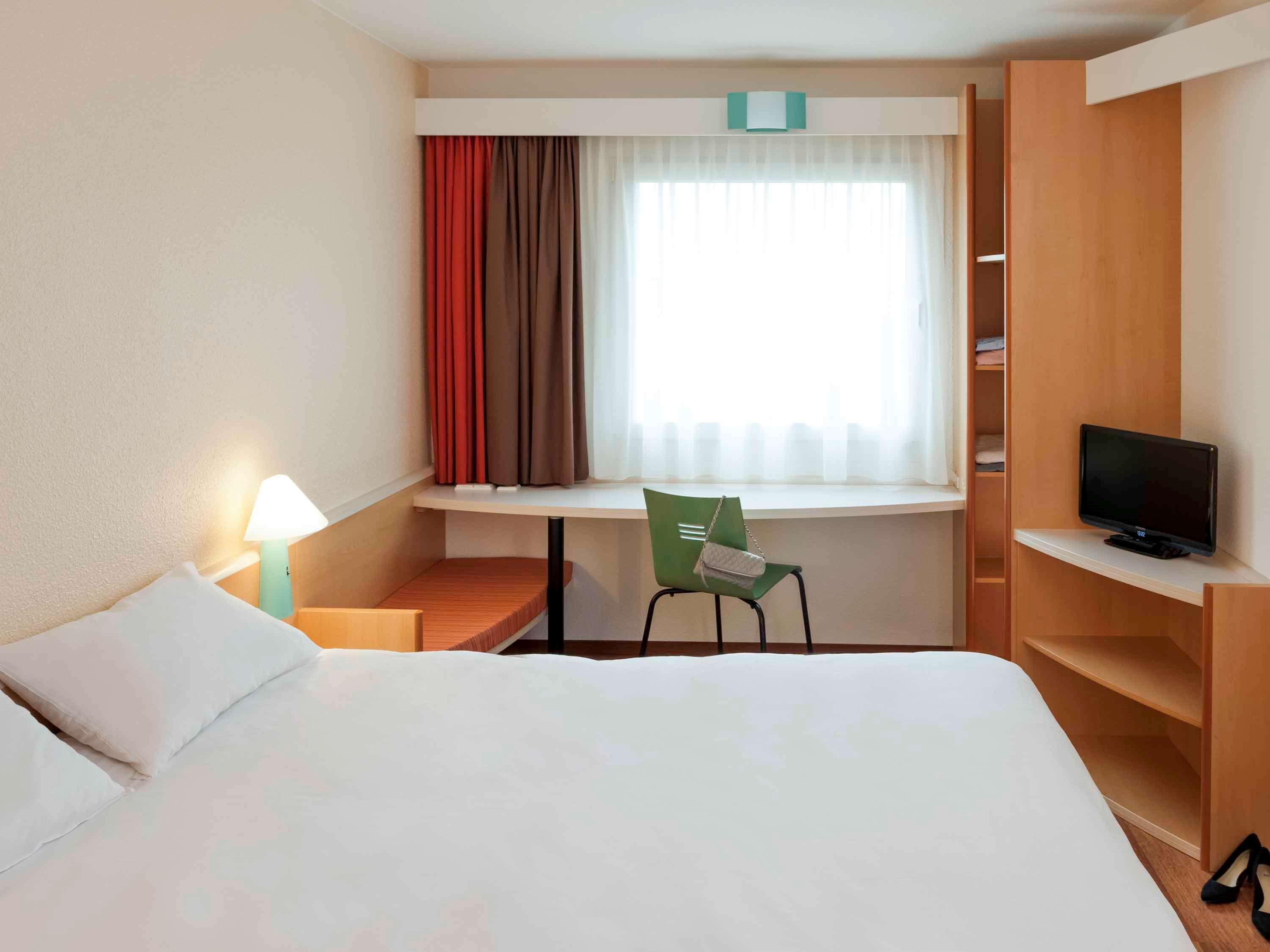 Ibis Hotel Alicante Exterior foto